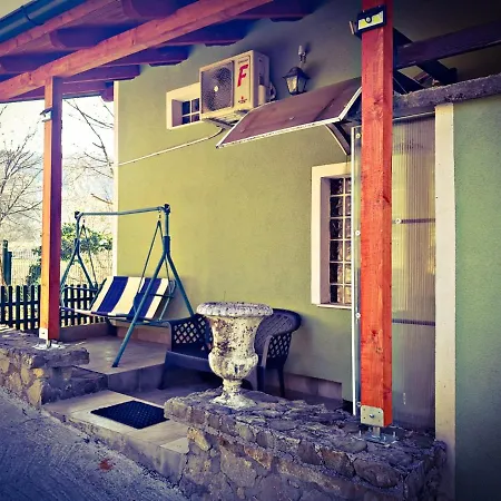 Dobrenica * Bihać